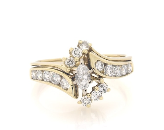 Previously Owned Marquise-Cut Diamond Bypass Bridal Set 7/8 ct tw 14K Yellow Gold