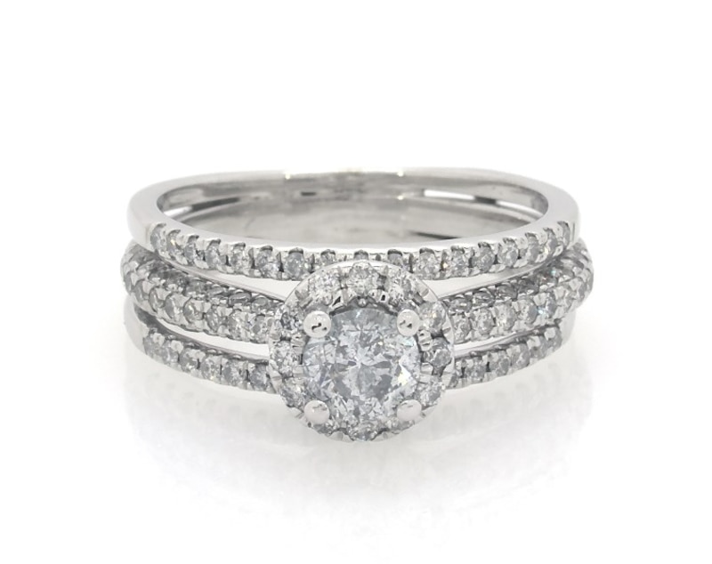 Main Image 1 of Previously Owned Round-Cut Diamond Halo Bridal Set 1-1/5 ct tw 14K White Gold Size 5.75