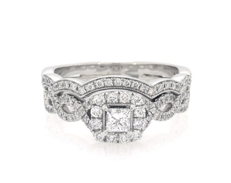 Main Image 1 of Previously Owned Neil Lane Princess-Cut Diamond Bridal Set 7/8 ct tw 14K White Gold Size 7.25