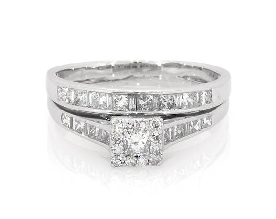 Previously Owned Princess-Cut Diamond Halo Bridal Set 7/8 ct tw 14K White Gold Size 9.5