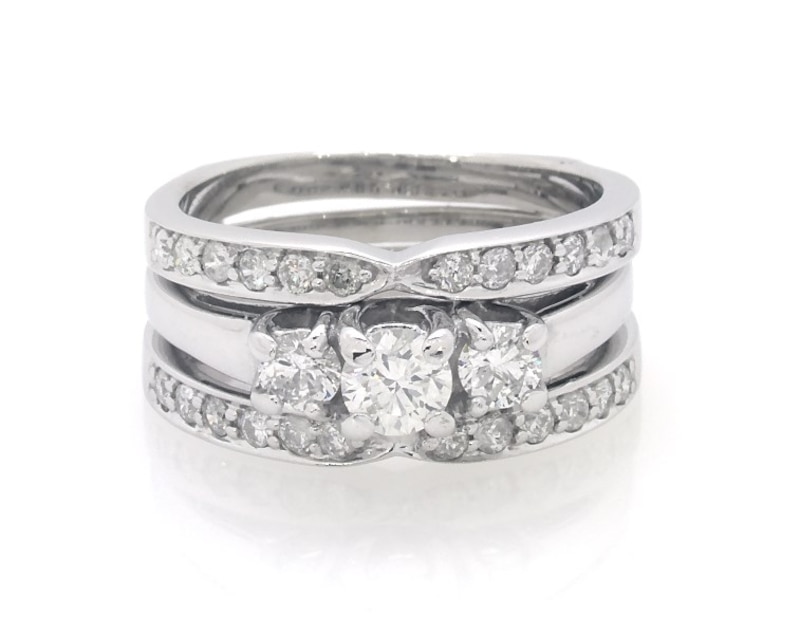 Main Image 1 of Previously Owned Round-Cut Diamond Three-Stone Bridal Set 3/4 ct tw 14K White Gold Size 5.25