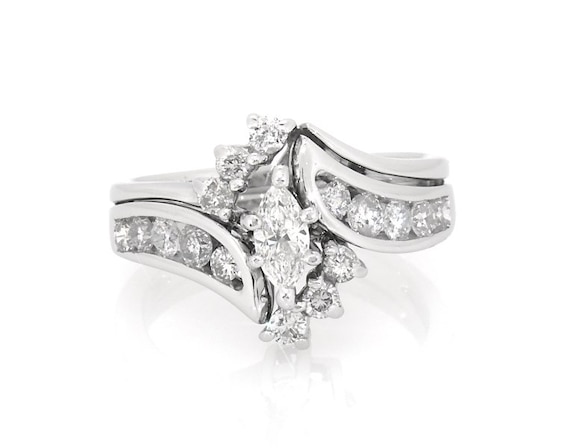 Previously Owned Marquise & Round-Cut Diamond Bridal Set 7/8 ct tw 14K White Gold Size 7