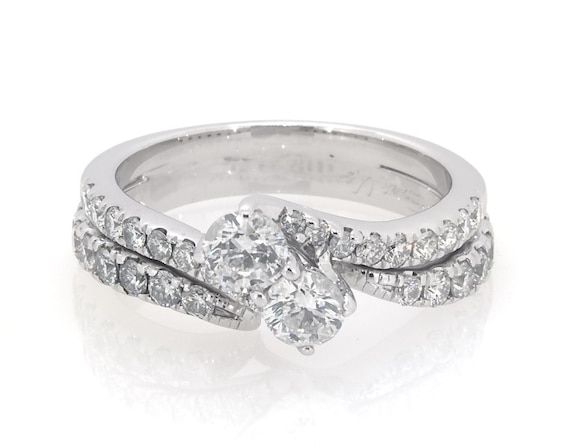 Previously Owned Ever Us Round-Cut Diamond Two-Stone Bridal Set 1-1/ ct tw 14K White Gold Size