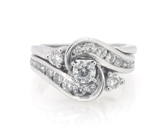Previously Owned Round-Cut Diamond Bypass Bridal Set 1 ct tw 14K White Gold Size 5.75