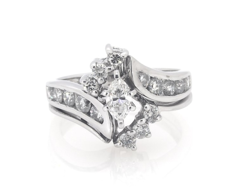 Main Image 1 of Previously Owned Marquise & Round-Cut Diamond Bridal Set 7/8 ct tw 14K White Gold Size 5
