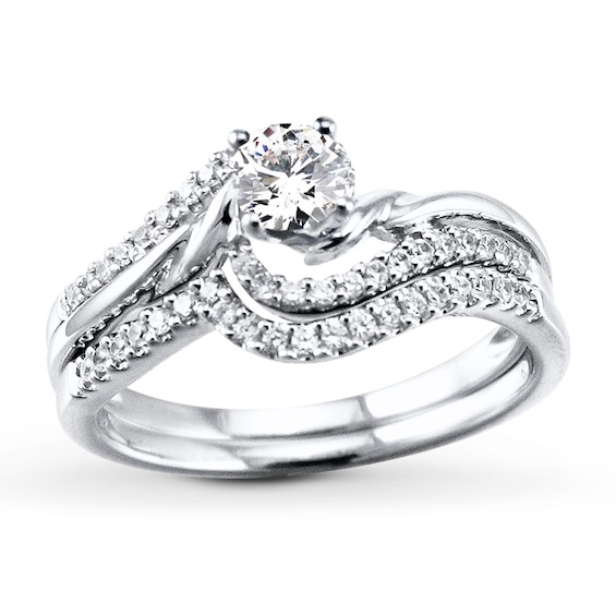 Previously Owned Diamond Bridal Set 1/2 ct tw Round-cut 10K White Gold