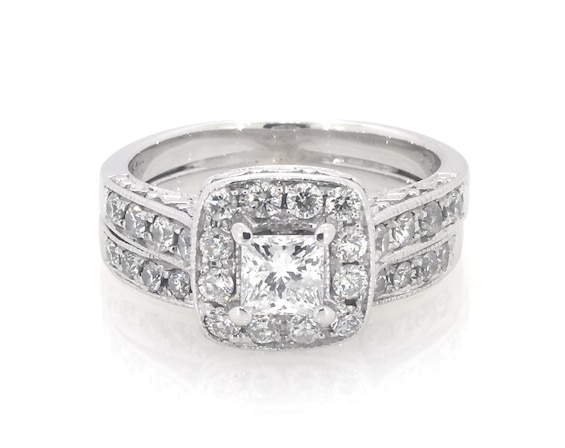 Previously Owned Princess-Cut Diamond Halo Bridal Set 1-1/5 ct tw 14K White Gold 6