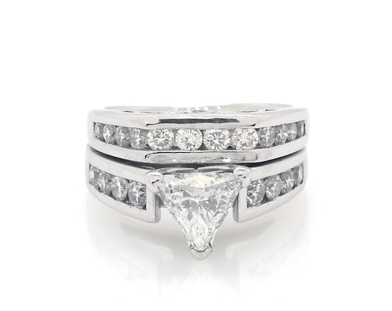Previously Owned Trillion-Cut Diamond Bridal Set 1-5/8 ct tw 14K White Gold 4.5