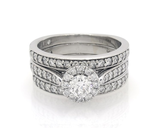 Previously Owned Round-Cut Diamond Halo Bridal Set 1-1/4 ct tw 14K White Gold Size 6.75