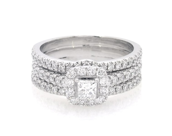 Previously Owned Neil Lane Princess-Cut Diamond Halo Bridal Set 1-1/6 ct tw 14K White Gold Size 8