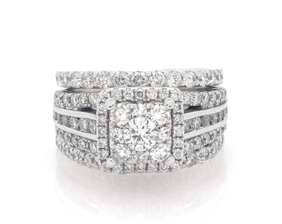 Previously Owned Round-Cut Multi-Diamond Halo Bridal Set 2-3/8 ct tw 14K White Gold Size 6.75