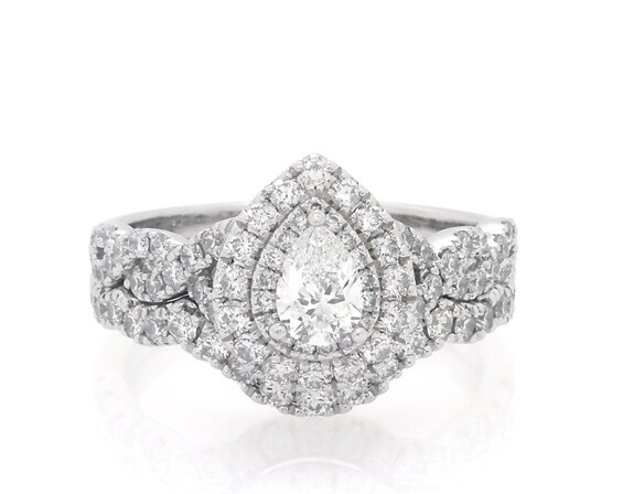 Previously Owned Neil Lane Pear-Shaped Diamond Double Halo Bridal Set 1-5/8 ct tw 14K White Gold Size