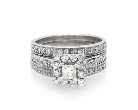 Previously Owned Princess-Cut Diamond Halo Bridal Set 7/8 ct tw 14K White Gold Size