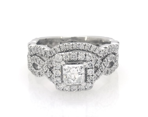 Previously Owned Neil Lane Princess-Cut Halo Diamond Bridal Set 1-1/8 ct tw 14K White Gold Size