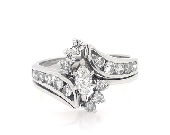 Previously Owned Marquise & Round-Cut Diamond Bridal Set 7/8 ct tw 14K White Gold Size 6.75