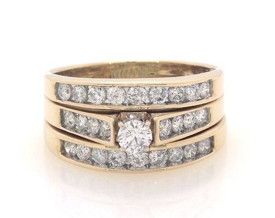 Previously Owned Round-Cut Diamond Bridal Set 1-1/3 ct tw 14K Yellow Gold Size 9.5
