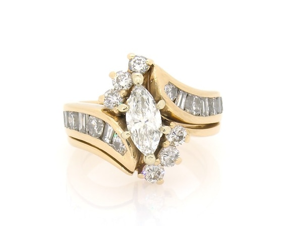 Previously Owned Marquise-Cut Diamond Bridal Set 2 ct tw 14K Yellow Gold Size 5.25