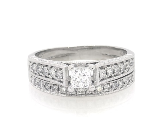 Previously Owned Princess-Cut Diamond Bridal Set 7/8 ct tw 14K White Gold Size 8.5