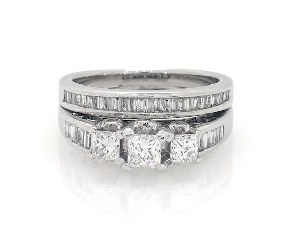 Previously Owned Princess-Cut Three-Stone Diamond Bridal Set 1-1/5 ct tw 14K White Gold Size 6.75