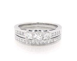Previously Owned Princess-Cut Three-Stone Diamond Bridal Set 1-1/4 ct tw 14K White Gold Size 6.5