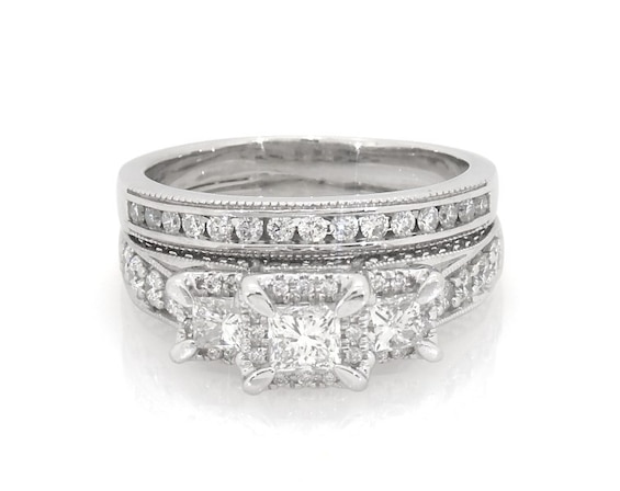 Previously Owned Princess-Cut Three-Stone Diamond Halo Bridal Set 1-5/8 ct tw 14K White Gold Size 9