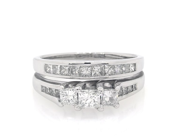 Previously Owned Princess-Cut Three-Stone Diamond Bridal Set 1-3/8 ct tw 14K White Gold Size 8.75