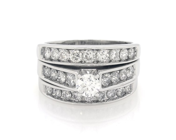 Previously Owned Round-Cut Diamond Bridal Set 1-1/2 ct tw 14K White Gold Size 7.75
