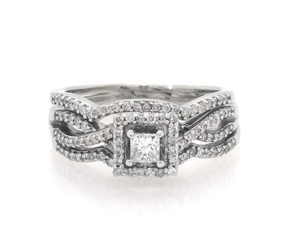 Previously Owned Princess-Cut Diamond Halo Bridal Set 5/8 ct tw 14K White Gold Size