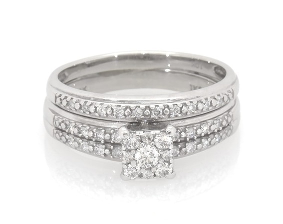 Previously Owned Multi-Diamond Bridal Set 1/4 ct tw 10K White Gold 6.5