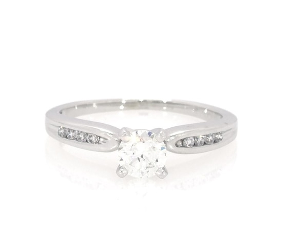 Previously Owned Round-Cut Diamond Engagement Ring 3/8 ct tw 14K White Gold Size 4.5