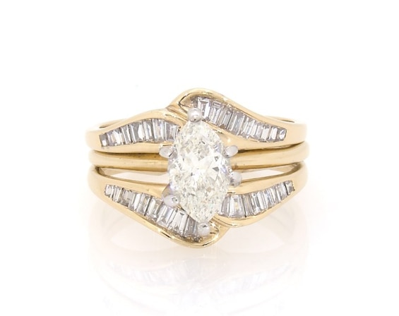 Previously Owned Marquise-Cut Diamond Bridal Set 1-3/8 ct tw 14K Two-Tone Gold Size 5.5