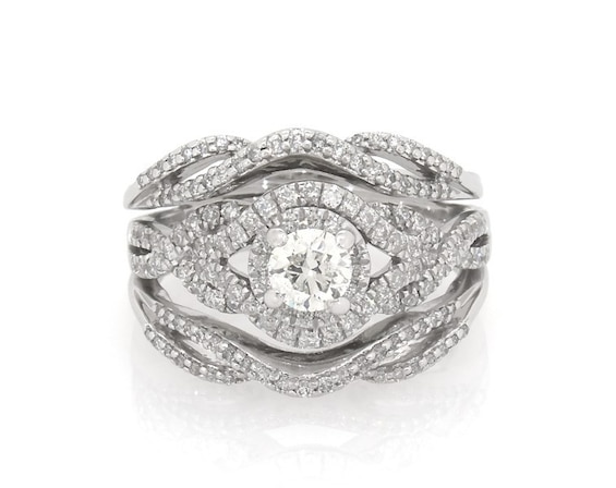 Previously Owned Round-Cut Diamond Halo Bridal Set 1-1/4 ct tw 14K White Gold Size 8