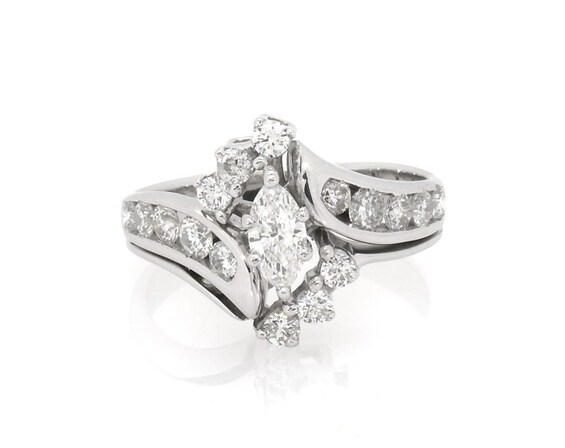 Previously Owned Marquise & Round-Cut Diamond Bridal Set 7/8 ct tw 14K White Gold Size