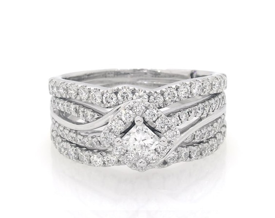 Previously Owned THE LEO Diamond Certified Princess-Cut Halo Bridal Set 1-1/2 ct tw 14K White Gold Size 8.5