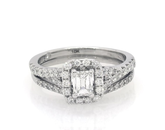 Previously Owned Emerald-Cut Diamond Halo Bridal Set 1 ct tw 10K & 14K White Gold Size 6.75