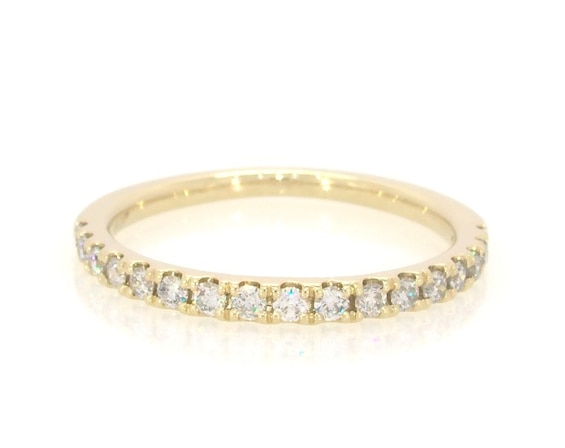 Previously Owned Diamond Band 1/4 ct tw 10K Yellow Gold