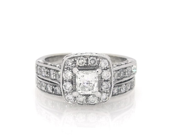 Previously Owned Princess-Cut Diamond Halo Bridal Set 1-1/5 ct tw 14K White Gold Size 4.25