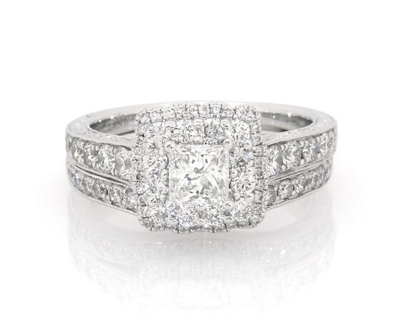 Previously Owned Neil Lane Princess-Cut Diamond Halo Bridal Set 1-3/4 ct tw 14K White Gold Size 6.25