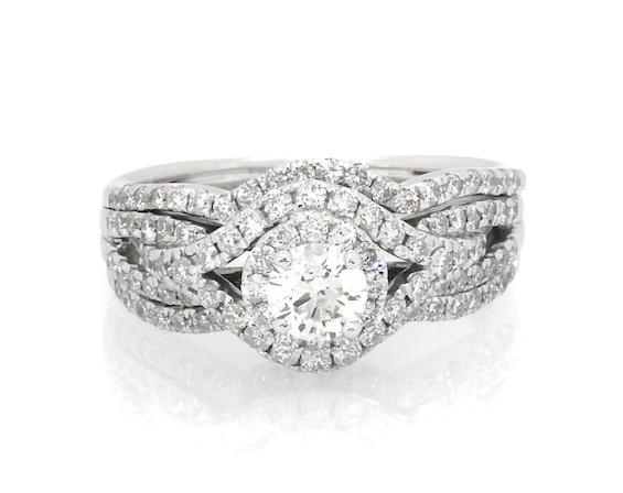 Previously Owned Round-Cut Diamond Halo Bridal Set 1-1/8 ct tw 14K White Gold Size 7.75