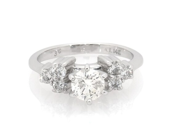 Previously Owned Round-Cut Diamond Engagement Ring 3/4 ct tw 14K White Gold Size 3.75