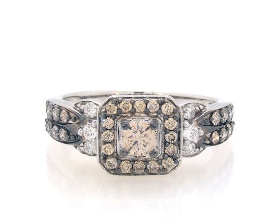 Previously Owned Le Vian Diamond Ring 7/8 ct tw 14K White Gold