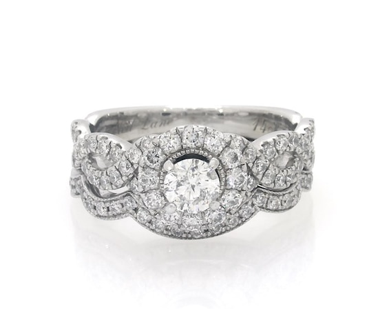 Previously Owned Neil Lane Round-Cut Diamond Halo Bridal Set 1-1/5 ct tw 14K White Gold Size 6.25