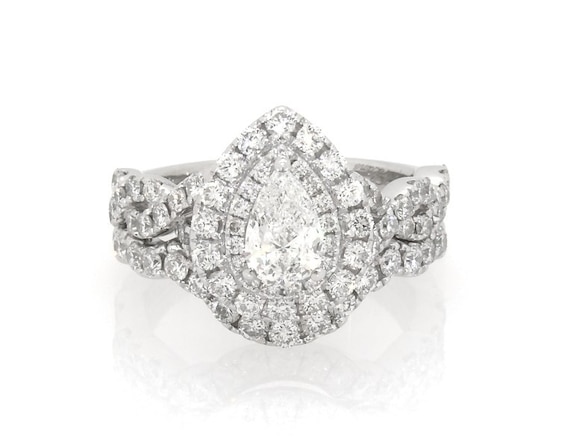 Previously Owned Neil Lane Pear-Shaped Diamond Double Halo Bridal Set 1-1/ ct tw 14K White Gold Size
