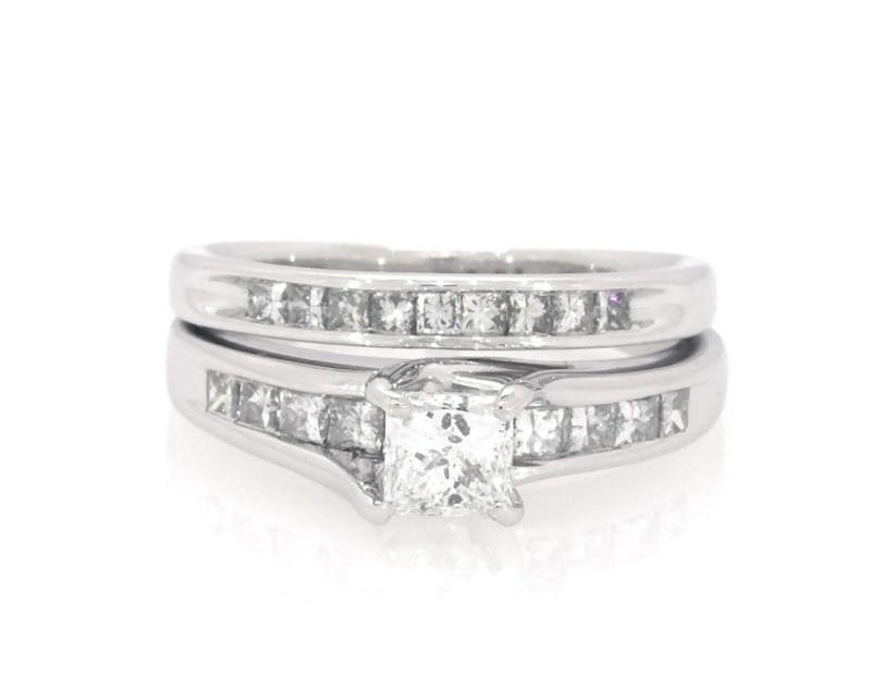 Main Image 1 of Previously Owned Princess-Cut Diamond Bridal Set 1-1/5 ct tw 10K White Gold Size 6