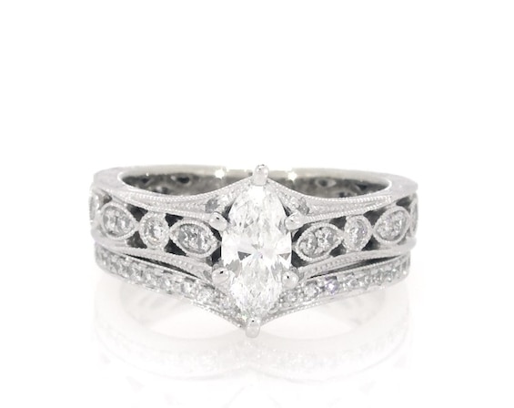 Previously Owned Neil Lane Marquise-Cut Diamond Bridal Set 7/8 ct tw 14K White Gold 4.75
