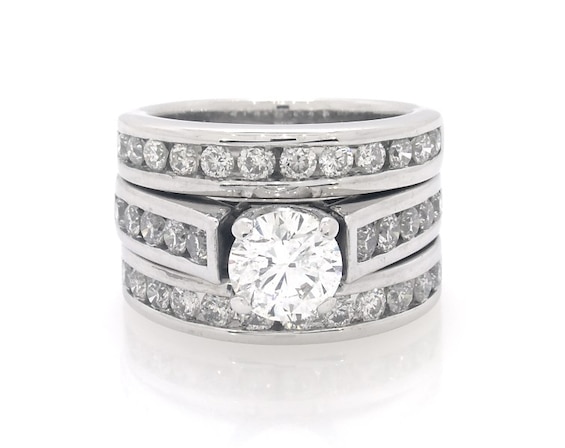Previously Owned Round-Cut Diamond Bridal Set 2-1/3 ct tw 14K White Gold Size 5.75