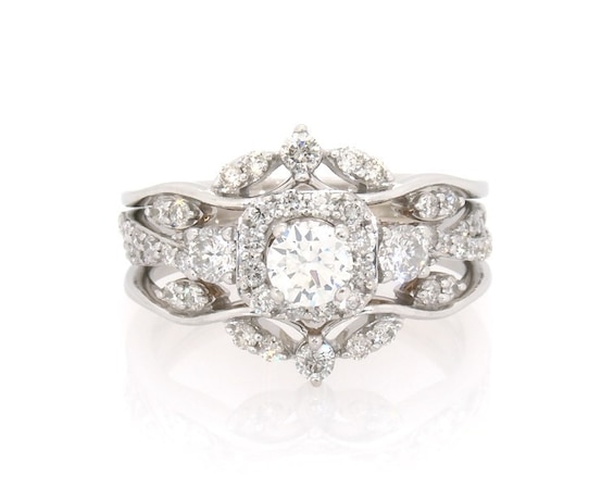 Previously Owned Round-Cut Diamond Halo Bridal Set 1-1/5 ct tw 14K Two-Tone Gold Size 5