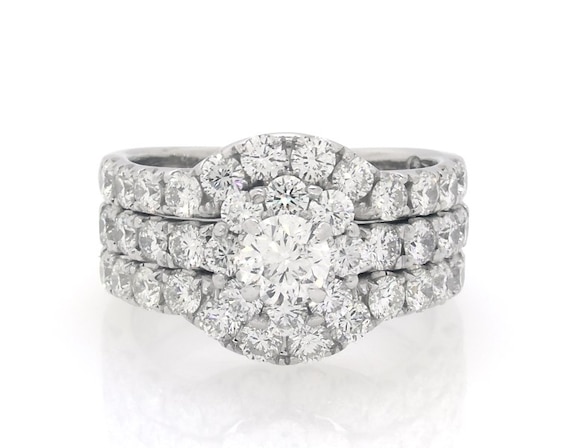 Previously Owned THE LEO Diamond Round-Cut Halo Bridal Set 2-1/2 ct tw 14K White Gold Size 6.5