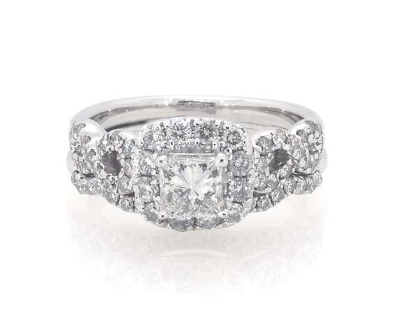 Previously Owned Princess-Cut Diamond Halo Bridal Set 1 ct tw 14K White Gold 5.75