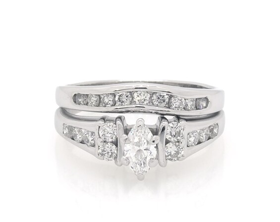 Previously Owned Marquise-Cut Diamond Bridal Set 7/8 ct tw 14K White Gold Size 7.25